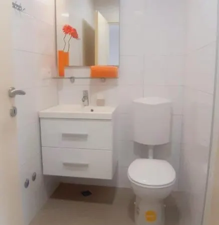 House Merlin Apartment Baska Voda